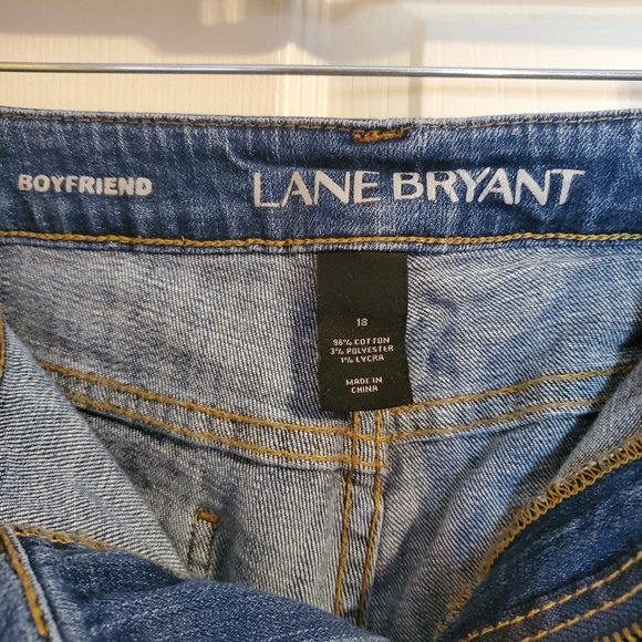 Lane Bryant Distressed Boyfriend Jeans Size 18 (missing button, a… - Picture 9 of 9